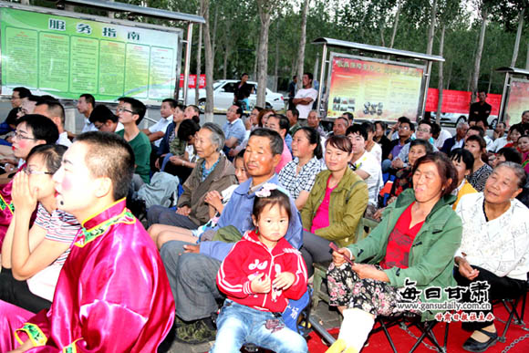 [双联]嘉峪关市建设局举办农村纳凉晚会-嘉峪关