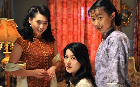 《<em>杀狼花</em>》杨婧琳获突破 御姐动枪萝莉动手-《