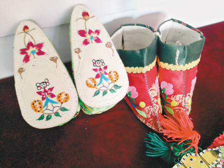 虎头靴背后的故事:高陵扎花亟待培养传承艺人