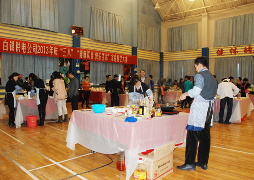 图说:比比谁家的三八活动有创意