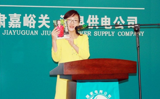 图说:比比谁家的三八活动有创意