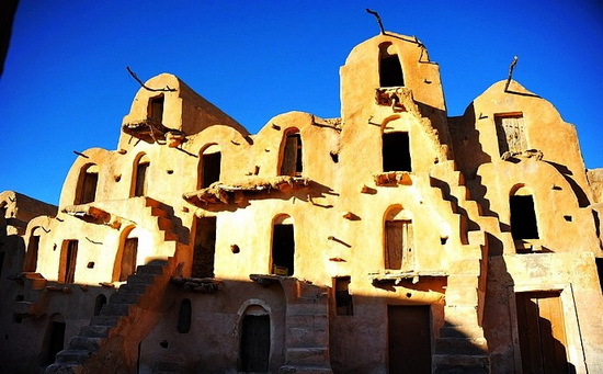 _<em>撒哈拉</em>以南非洲风景_三毛<em>撒哈拉沙漠照片</em>-泡