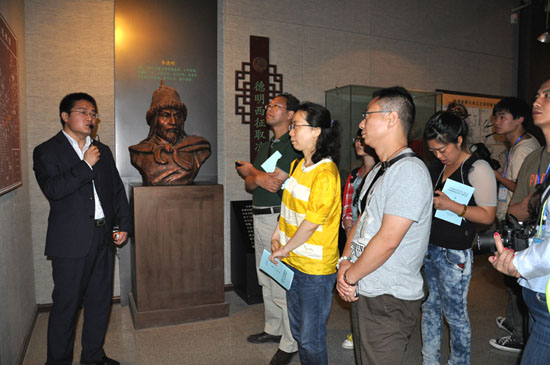 华夏文明之旅:网媒探访武威文庙和西夏博物馆