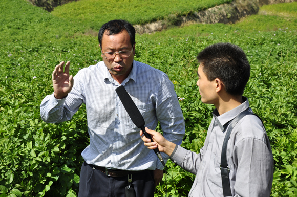 甘肃会宁县举办农民专业合作社规范化建设培训