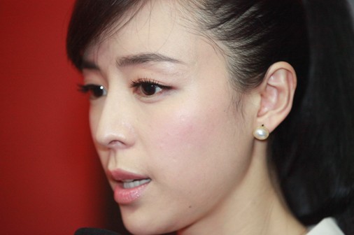 张静初影片金鸡百花展映现身影院引发媒体混乱