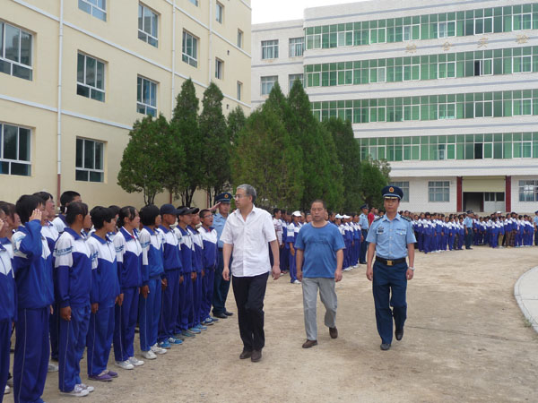 榆中县连搭中学怎么进_榆中县连搭中学图片(2)