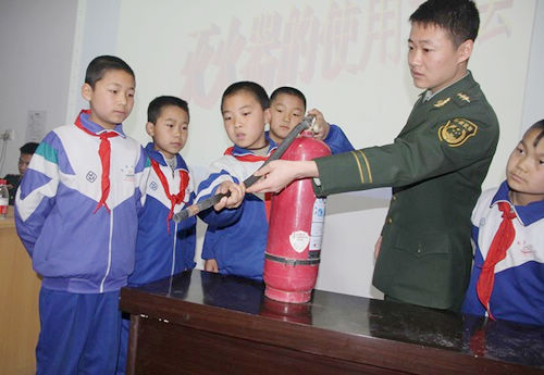 白银市景泰县消防大队开展校园消防安全宣传教
