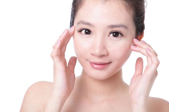 早起 脸部浮肿 5个秘诀摆脱 浮肿 危机-护肤-每日