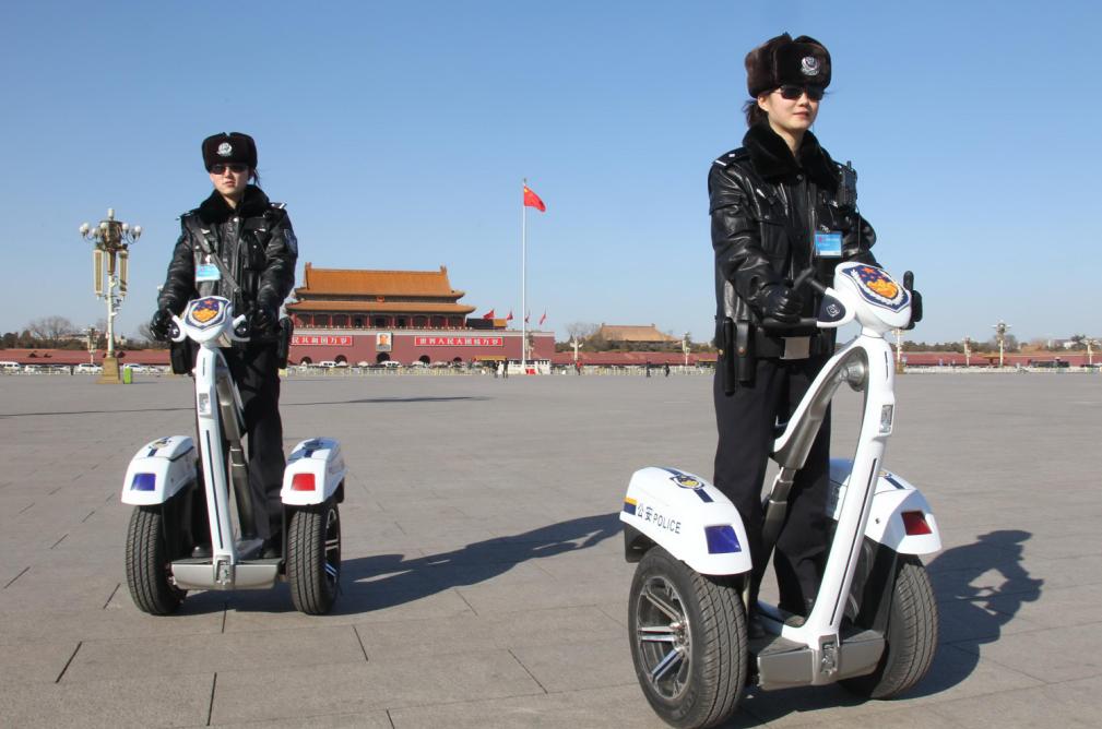 i-ROBOT平衡车军工品质 向“八一节”致敬--每日甘肃-天水