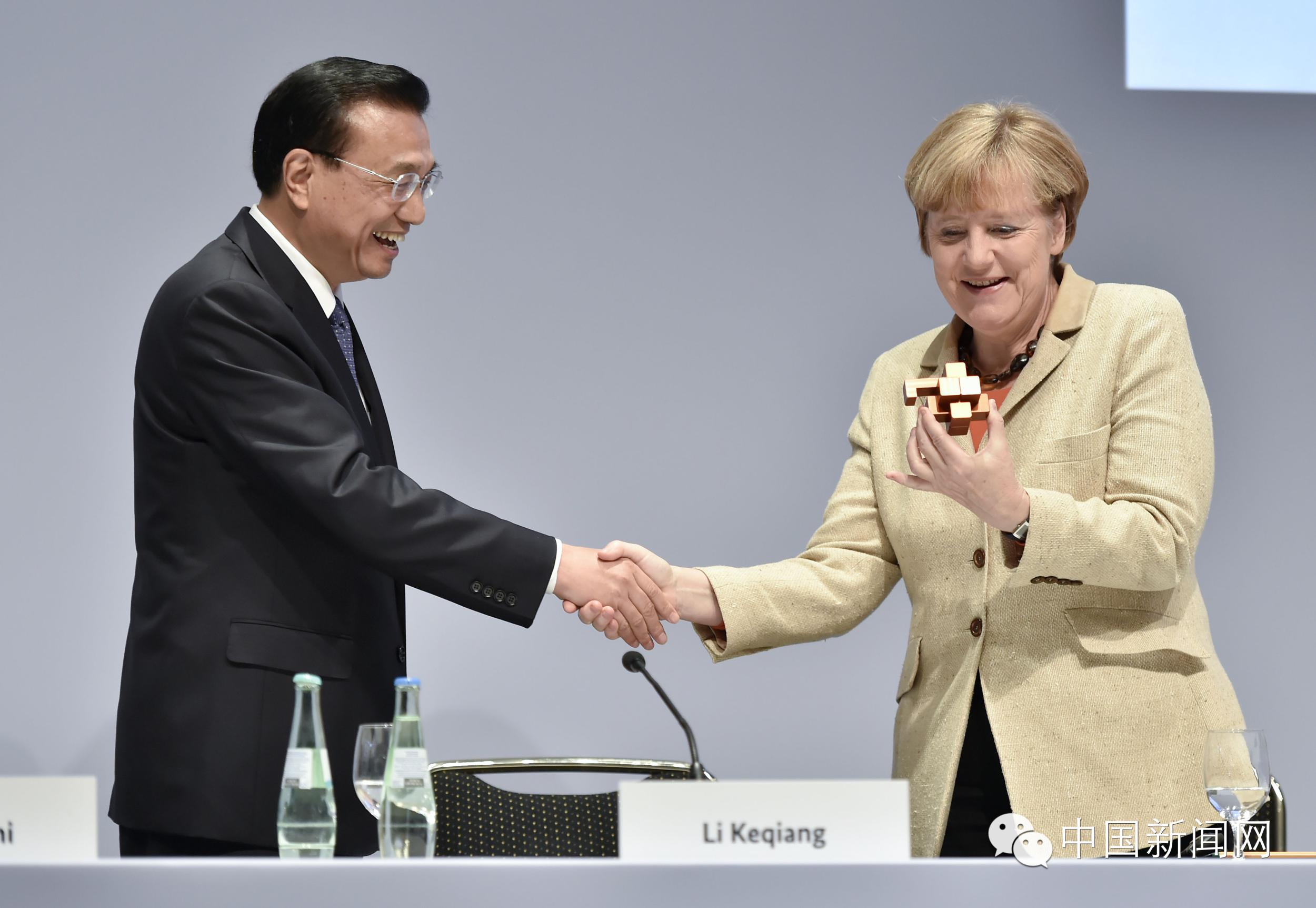 2014年总理表情(图)-李克强|总理|表情