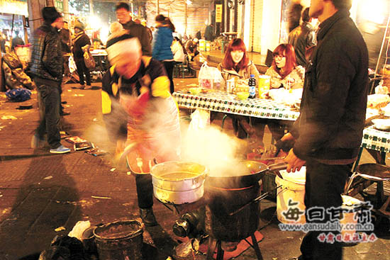 民革兰州市委员会等建议:规范管理让夜市变身