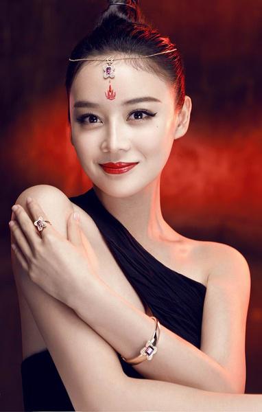 袁姗姗是85后女星中争议最大者