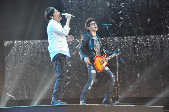 杨宇参加《我不是明星》总决赛 张宇助阵-《我