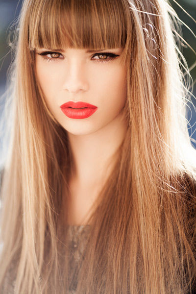 <em>头发浓密</em>的<em>人</em>会有这些烦恼-头发-每日甘肃-女性