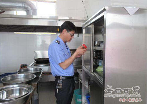 王岘镇开展学校食堂食品安全专项检查活动-王