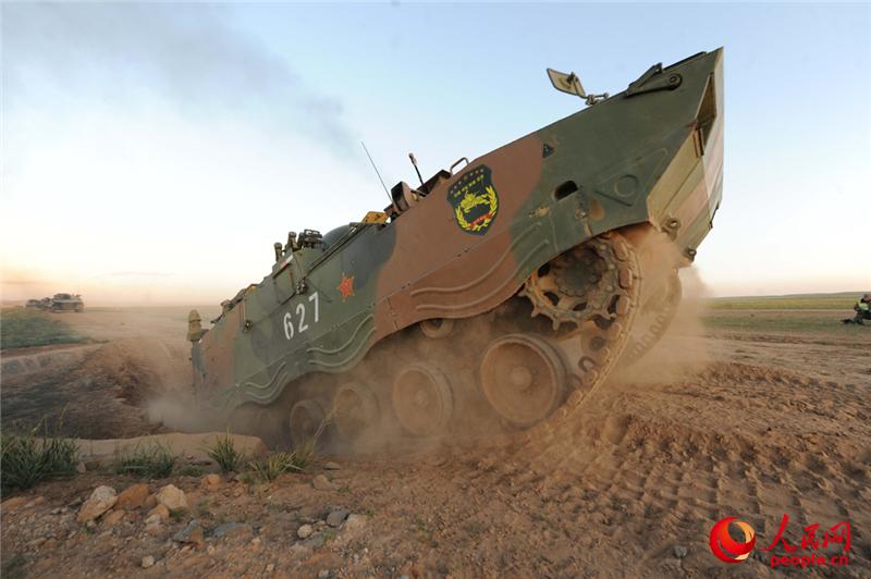 朱日和军演为防坦克发动机 罢工 采用滴漏技术