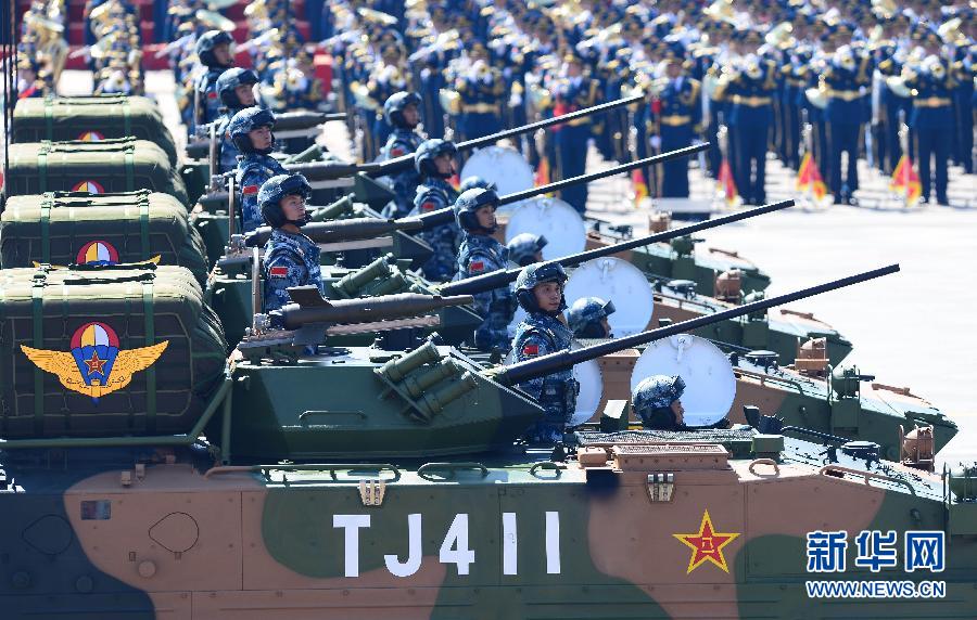 空降兵战车展现空降兵机械化发展方向