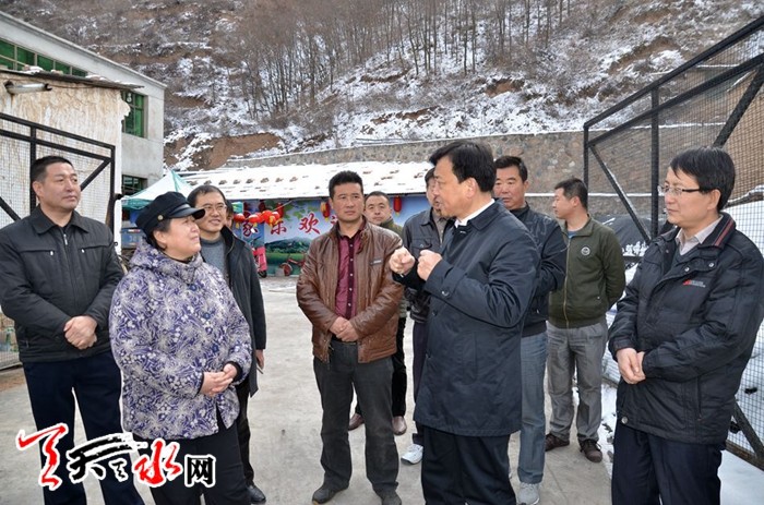 QQ图片20151216084144.jpg