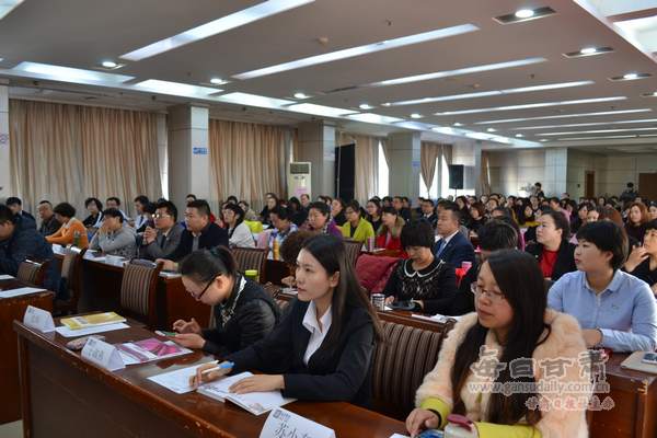 东方华尔国家理财规划师兰州培训班开班--每日