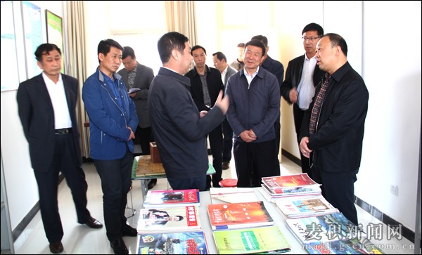 02在甘谷磐安供销三十铺综合服务社考察学习.jpg