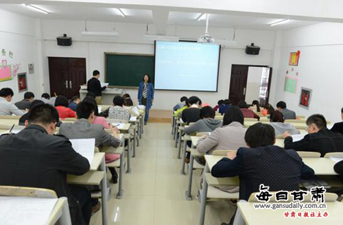 成都航空职业技术学院_技术学院辅导员的收入