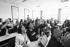 兰州3所民办中学电脑派位招生 现场招录600名