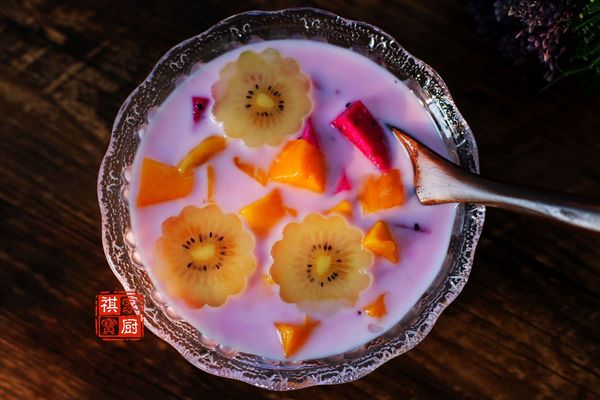 酸奶加火龙果还是牛奶加火龙果 12614143_240660.jpg