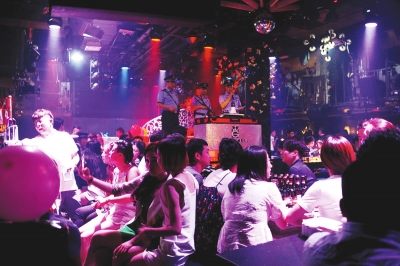 兰州警方开展娱乐场所扫毒清缴集中行动-娱乐