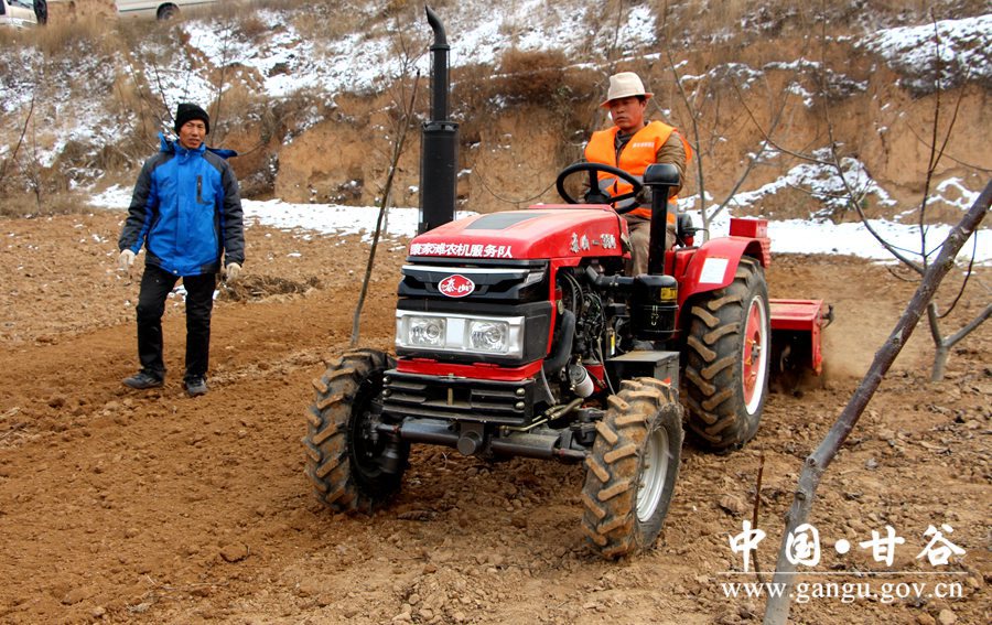 华西村人均收入_甘肃人均纯收入(2)
