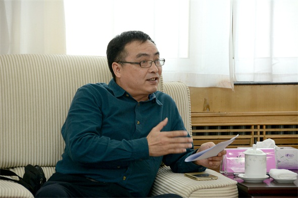 嘉峪关市委书记柳鹏对话全国重点网站、手机报