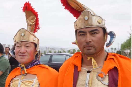 网络大V走近骊靬古罗马村:管它的,好好炒「面