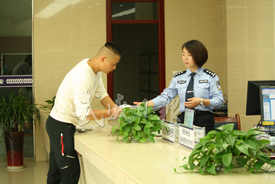 凉州区公安局改进窗口服务效能-便民|窗口服务