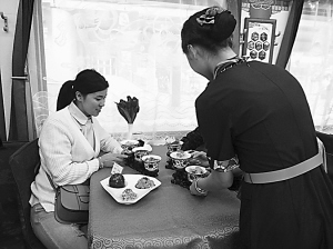 兰州新区号兰州国际港务区号昨开行-火车-