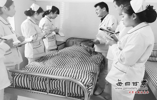 天水:精神科男护士王治平36年的坚守-护士|坚守