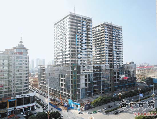 庆阳市西峰区东方丽晶城市综合体项目建设现场