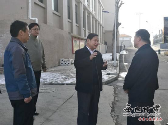 省维稳办一行到甘肃民族师范学院督查维稳工作