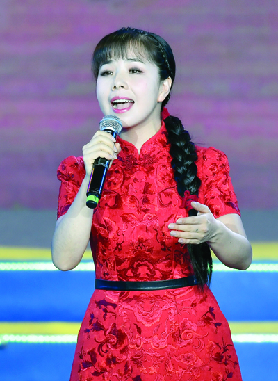 中国文联文艺志愿服务团走进甘肃陇南武都区慰