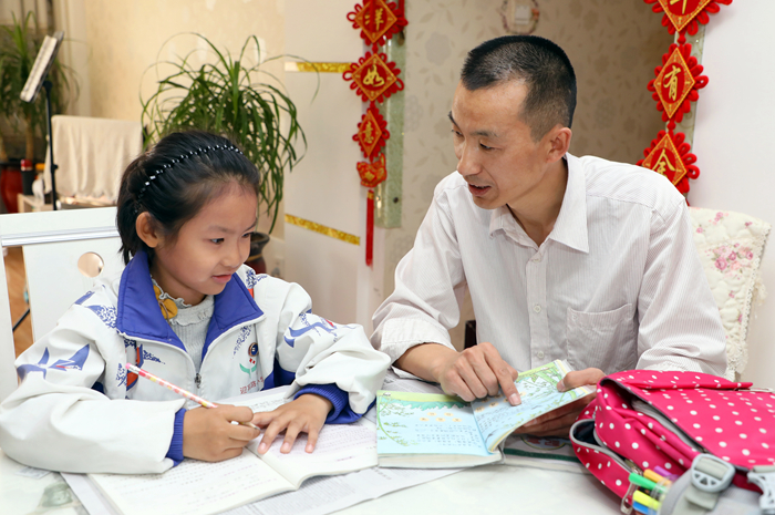 第六届甘肃省道德模范候选人事迹--见义勇为模