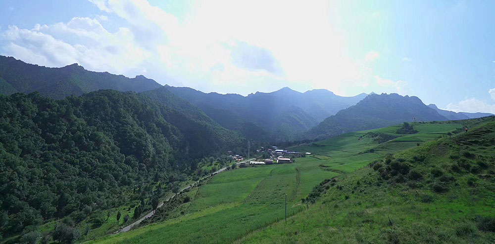 吐鲁沟美景.JPG