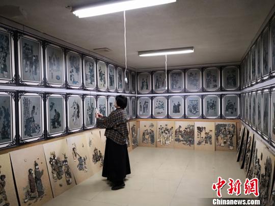 甘肃戈壁石艺画:承接古今的文化记忆