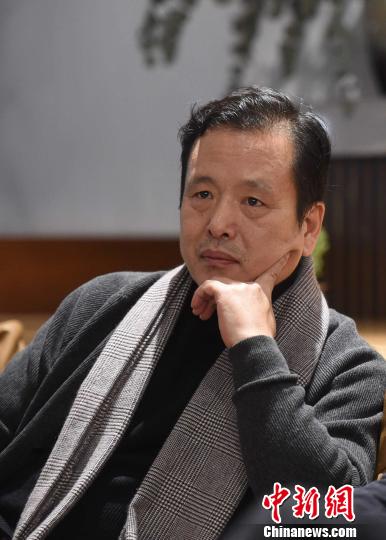 李敬泽《会饮记》:“我”也可能是个复数