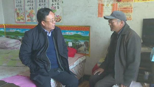李作璧调研红水镇脱贫攻坚工作推进情况