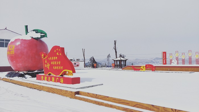 静宁:党建统领 建活党建文化主题广场