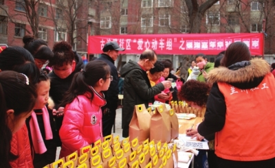 【新春走基层】兰州西固社区集市年味浓