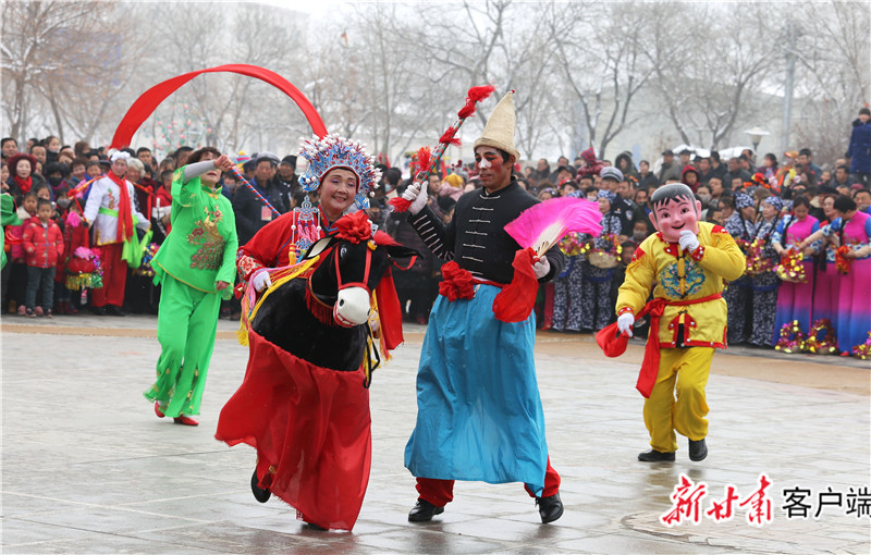 庆阳：火红的社火“耍”起来