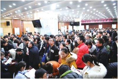 春节后甘肃省人才市场迎来招聘求职双高峰