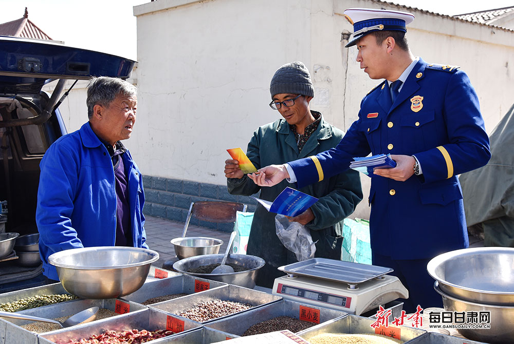 嘉峪关市人口_美丽小城嘉峪关市(3)