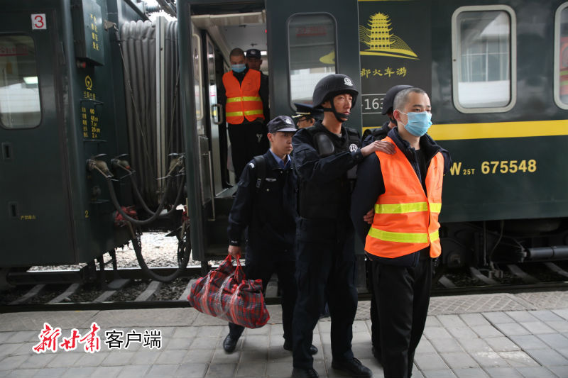 酒泉警方成功侦破“12・10”特大电信网络赌博诈骗案