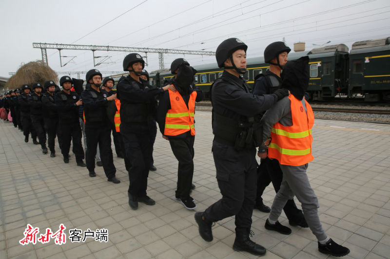 酒泉警方成功侦破“12・10”特大电信网络赌博诈骗案