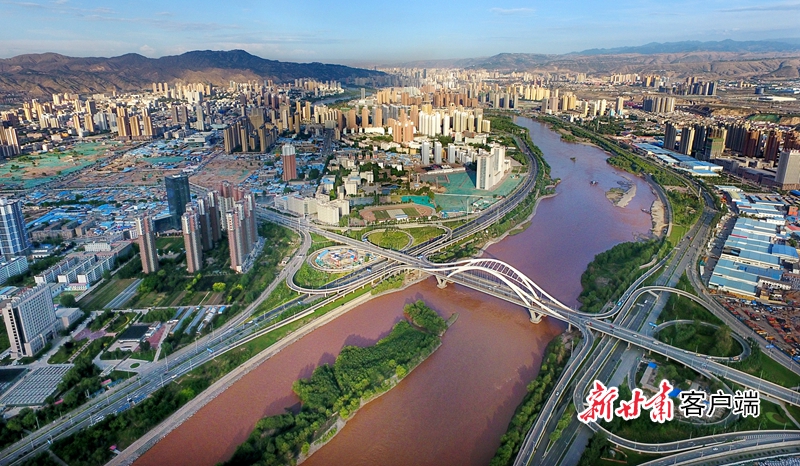 B31刘旭《长虹卧波》.JPG B31刘旭《长虹卧波》.JPG